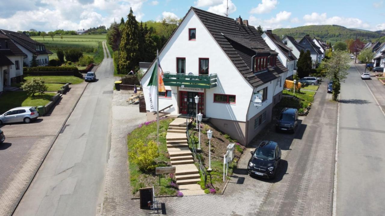Haus Sonneneck Hotel Медебах Екстериор снимка