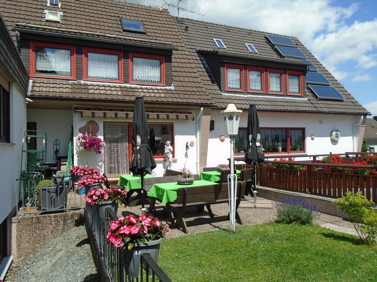 Haus Sonneneck Hotel Медебах Екстериор снимка